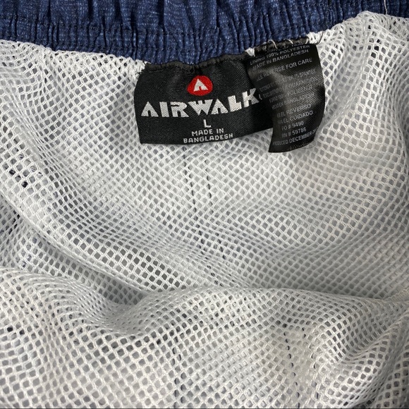 Airwalk men’s large swim trunk board shorts - Picture 4 of 4
